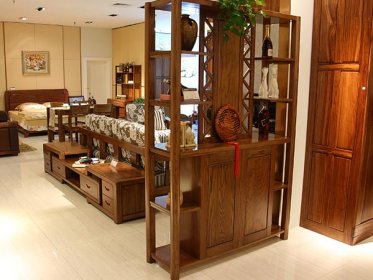 山東實(shí)木家具怎么越養(yǎng)越漂亮呢？